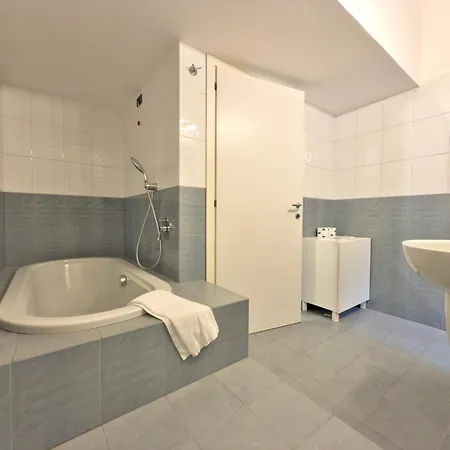 Homeby, Maisonette Lodovica
